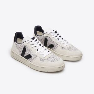 V-10 FLANNEL SNOW BLACK VEJA